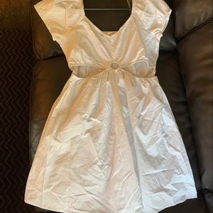 Puff sleeve ruffle white dress